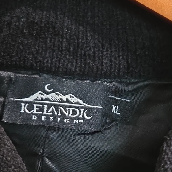 Floral Patterned Zip-Up Cardigan - Picture 2 of 6